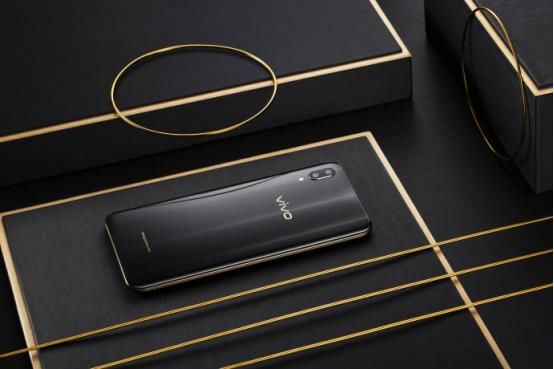 全球智能手机Q1出货量3.36亿部 中国市场华为